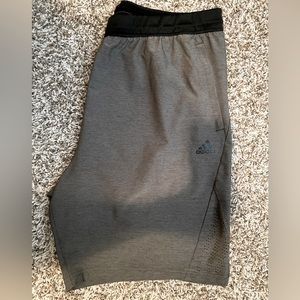 Addis’s workout shorts size